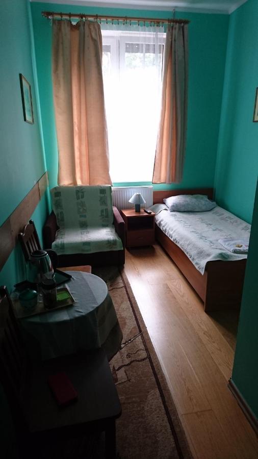 Hotelik Warmia -Pensjonat, Hostel Lidzbark Warmiński Exterior foto