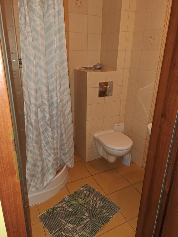Hotelik Warmia -Pensjonat, Hostel Lidzbark Warmiński Exterior foto